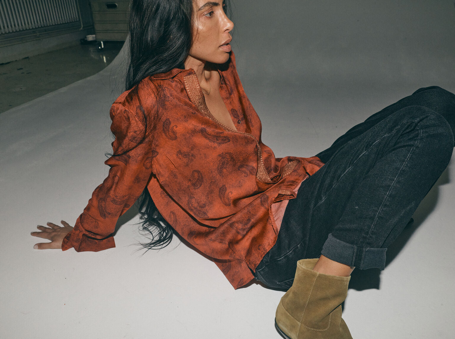 Modelshot / Burnt Brick / Detail